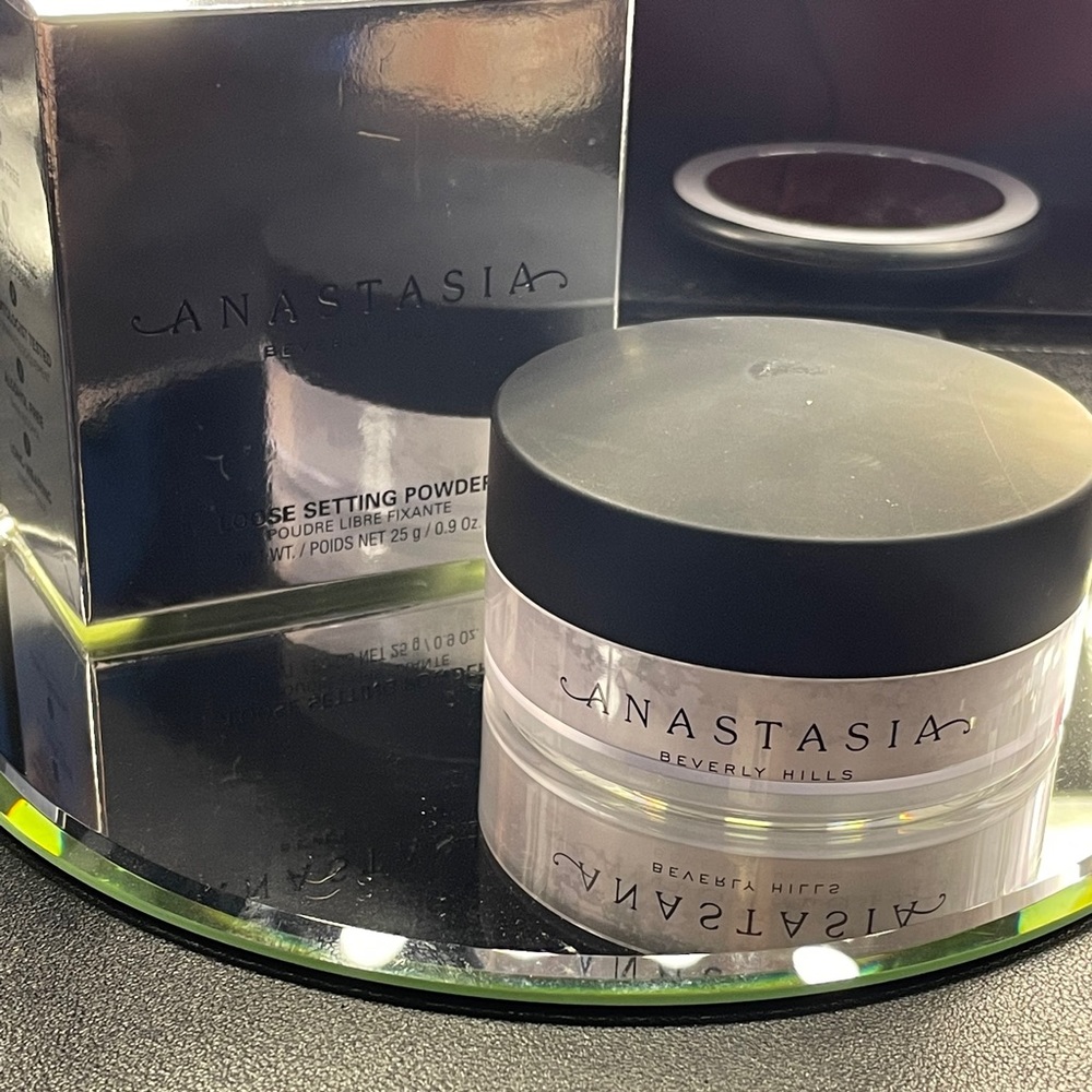 Anastasia Beverly Hills: Loose Setting Powder